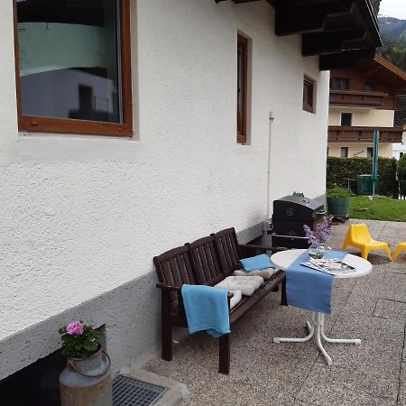 Haus Putzas Appartment Niedernsill Exterior foto